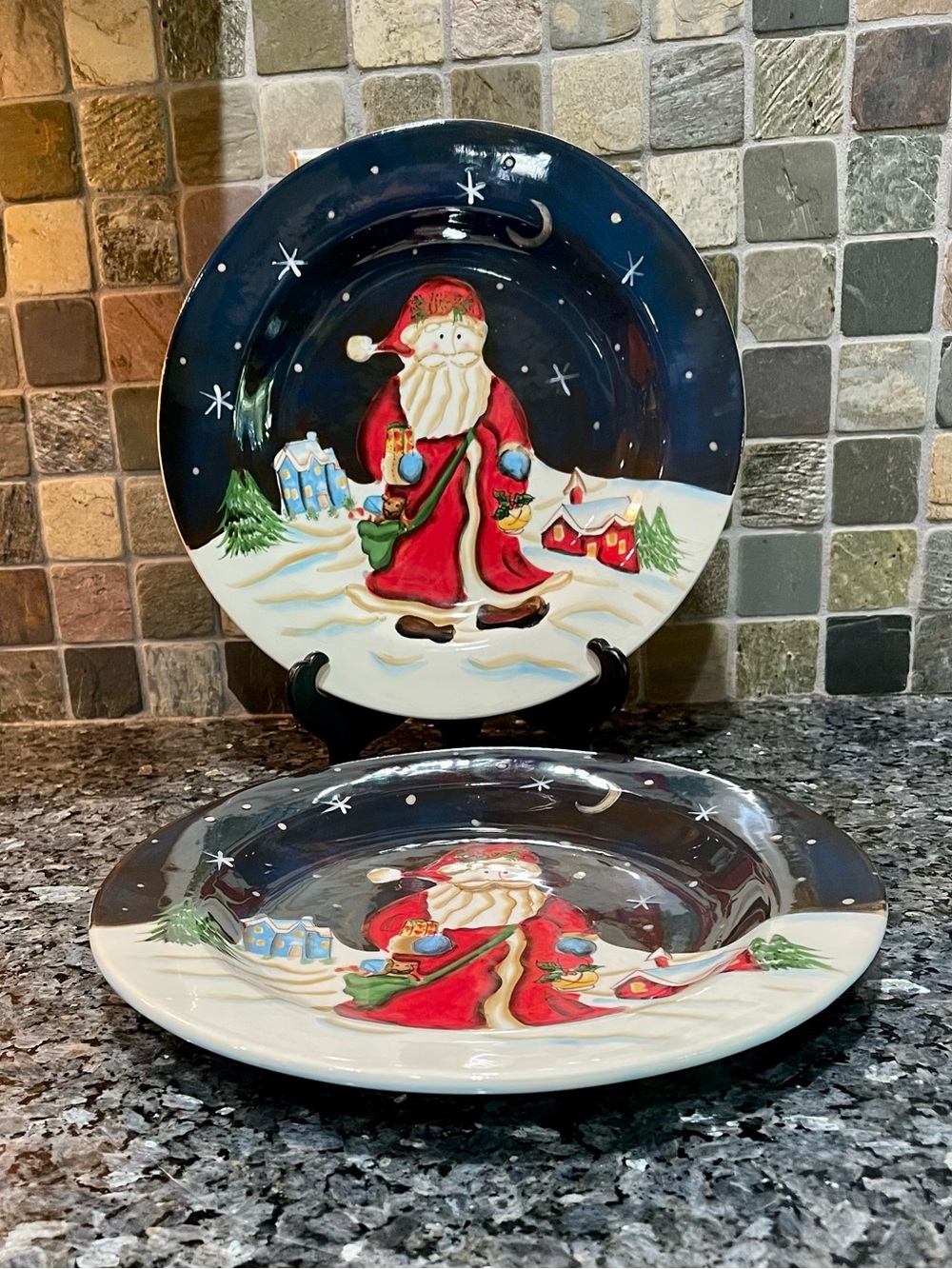 Gibson Hand Painted Santa Dinner Plates 11.25” RARE Collectible Vintage